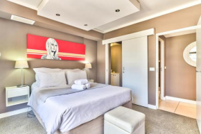 The Icon Apartment 1204